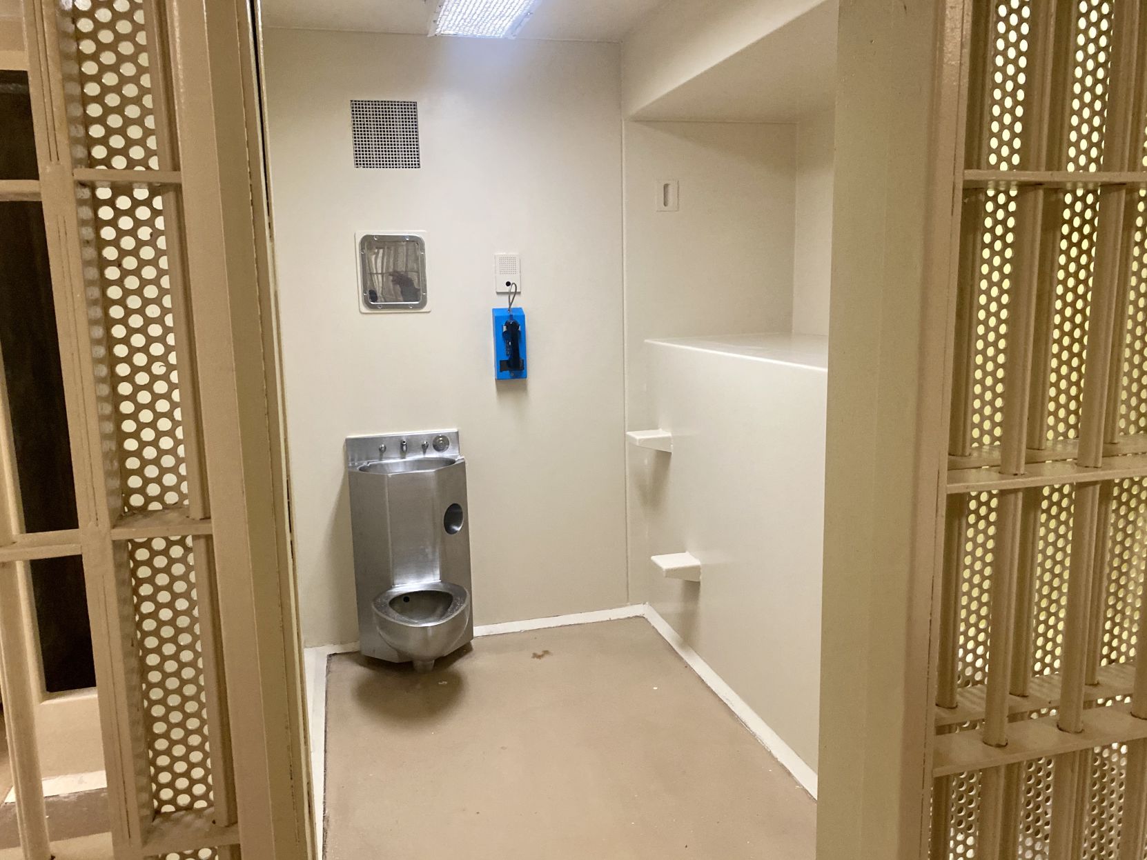 Single-person cell at Victoria County Jail
